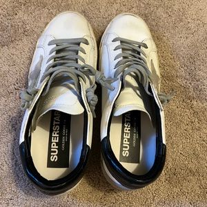 Golden Goose superstar size 38